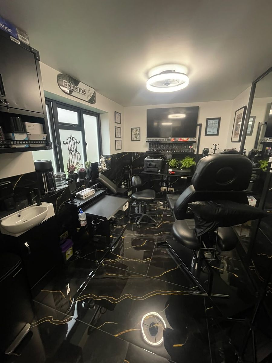 Inside Black Dagger Tattoo private studio in Barnstaple